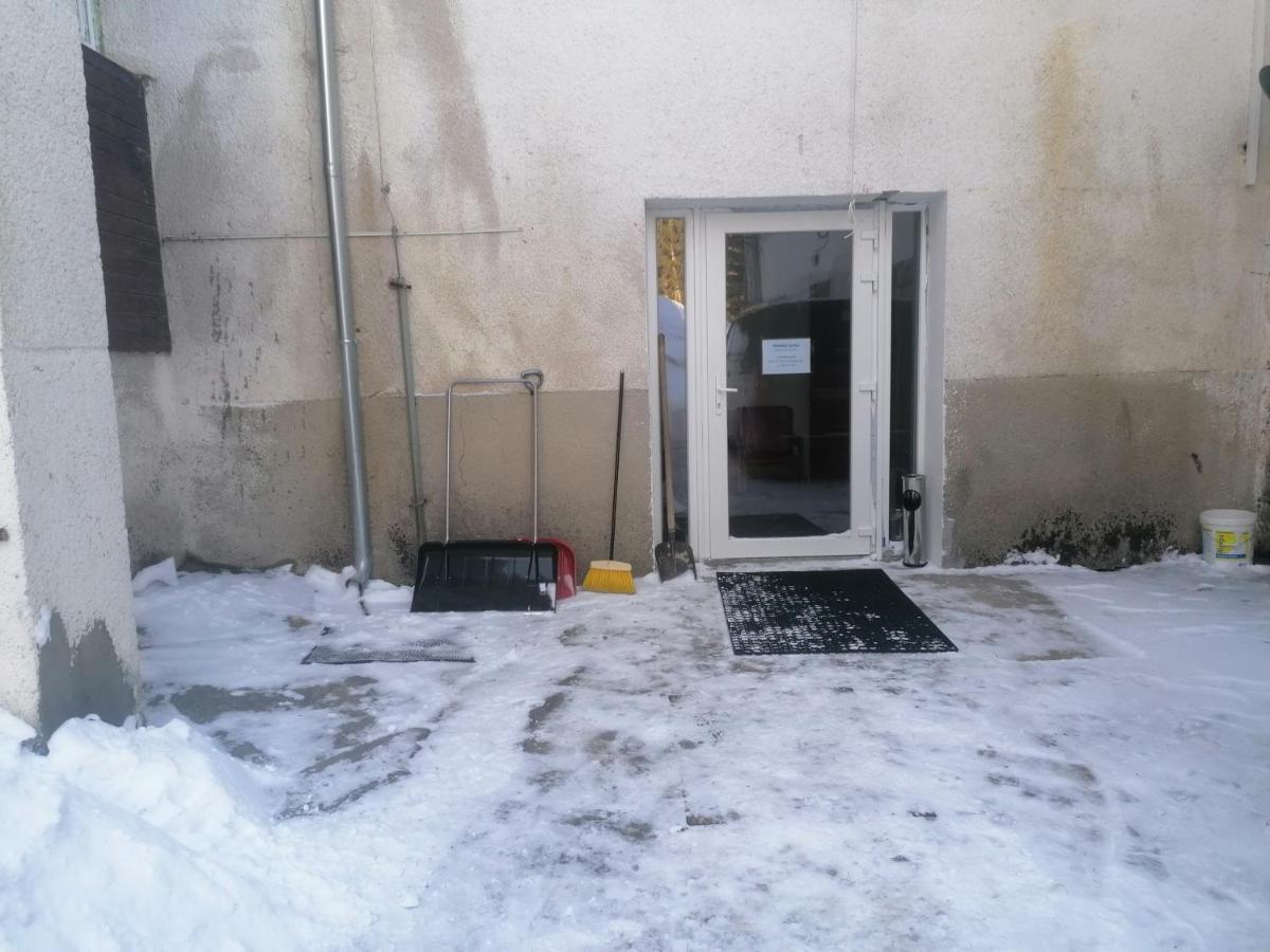 Chata - Dom Horskej Sluzby Jasna Demänovská Dolina Exterior foto