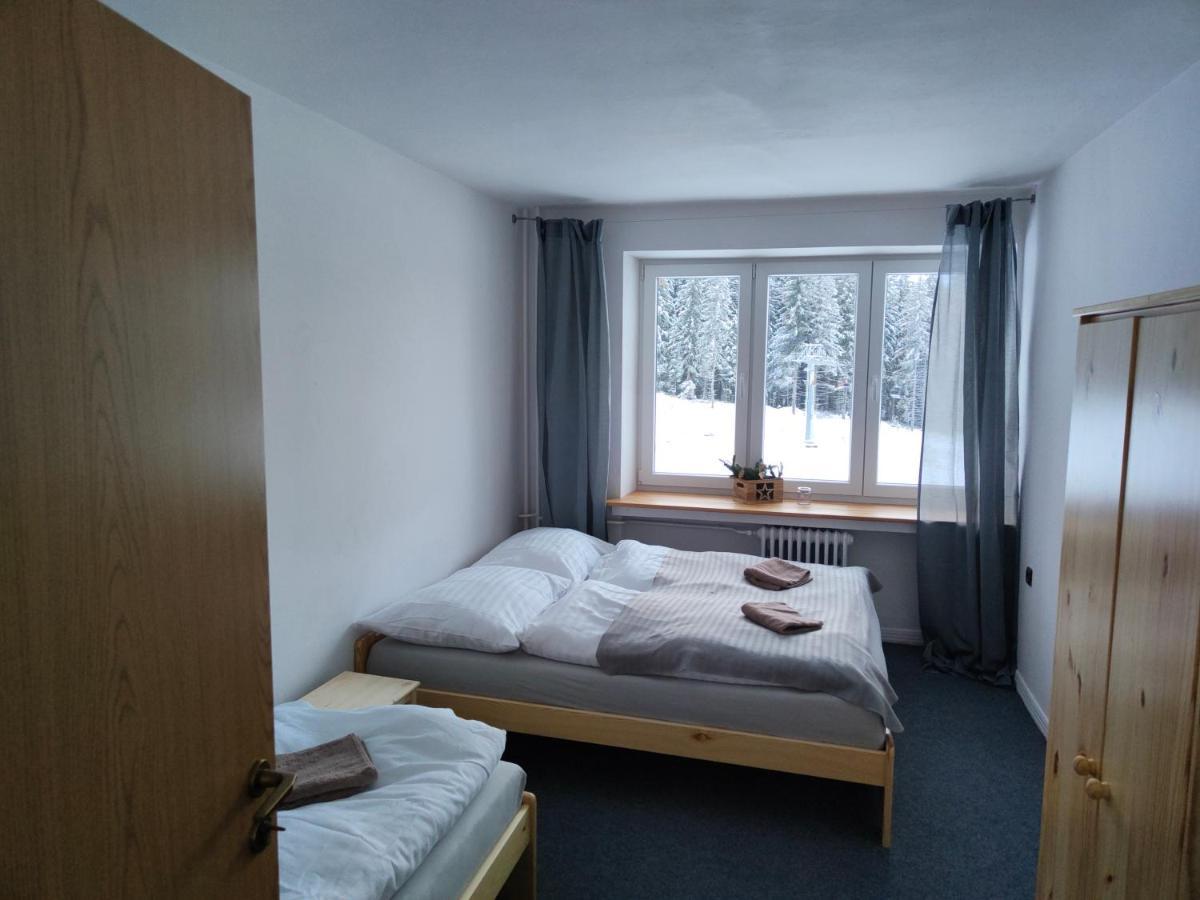 Chata - Dom Horskej Sluzby Jasna Demänovská Dolina Exterior foto
