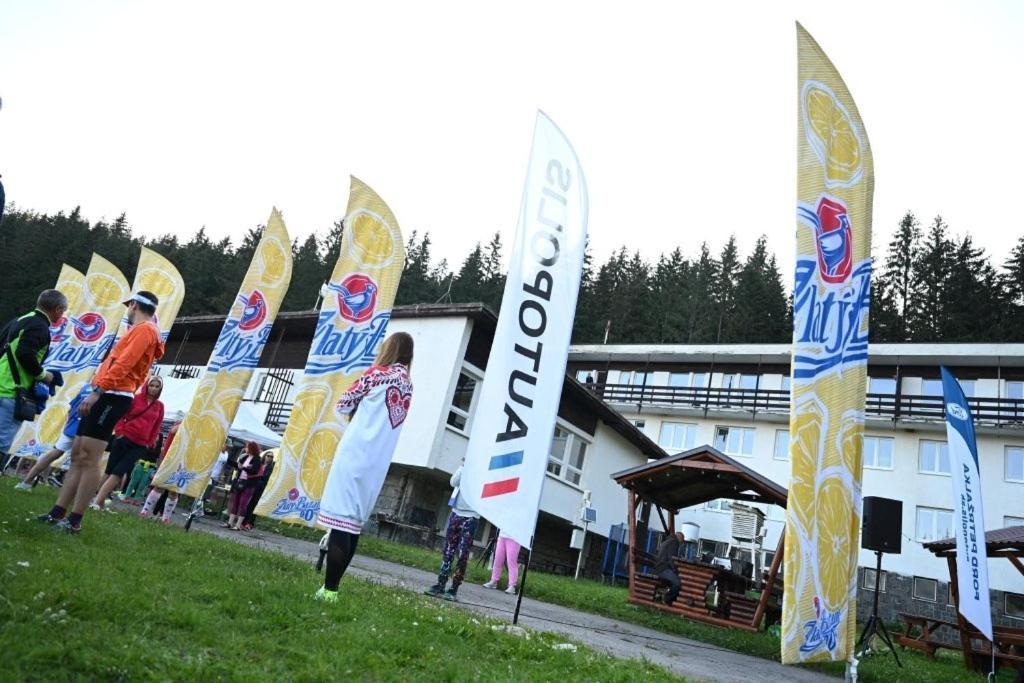 Chata - Dom Horskej Sluzby Jasna Demänovská Dolina Exterior foto